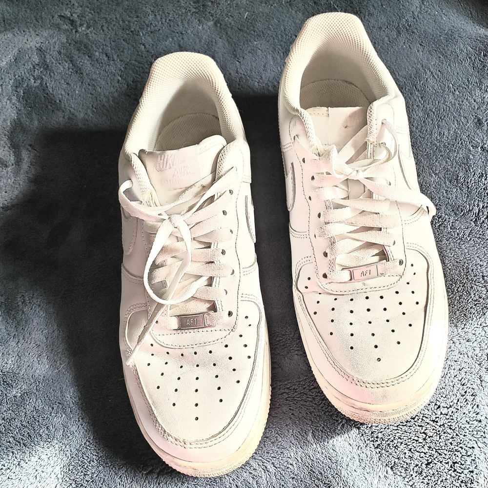 Nike AIR FORCE 1 White Women's Sneakers